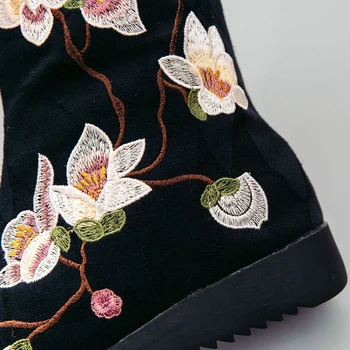 Chineză Stil Mână-brodate și Catifea Caldă Iarnă de Bumbac Pantofi Cosplay Costum Hanfu Low-Jos Femei la Mijlocul tubului de Bumbac, Pantofi